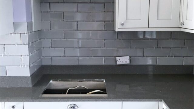 Professional Tiling and Decorating Company in Chard