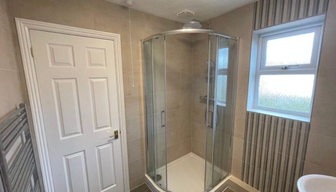 bathroom tiling services in Somerset